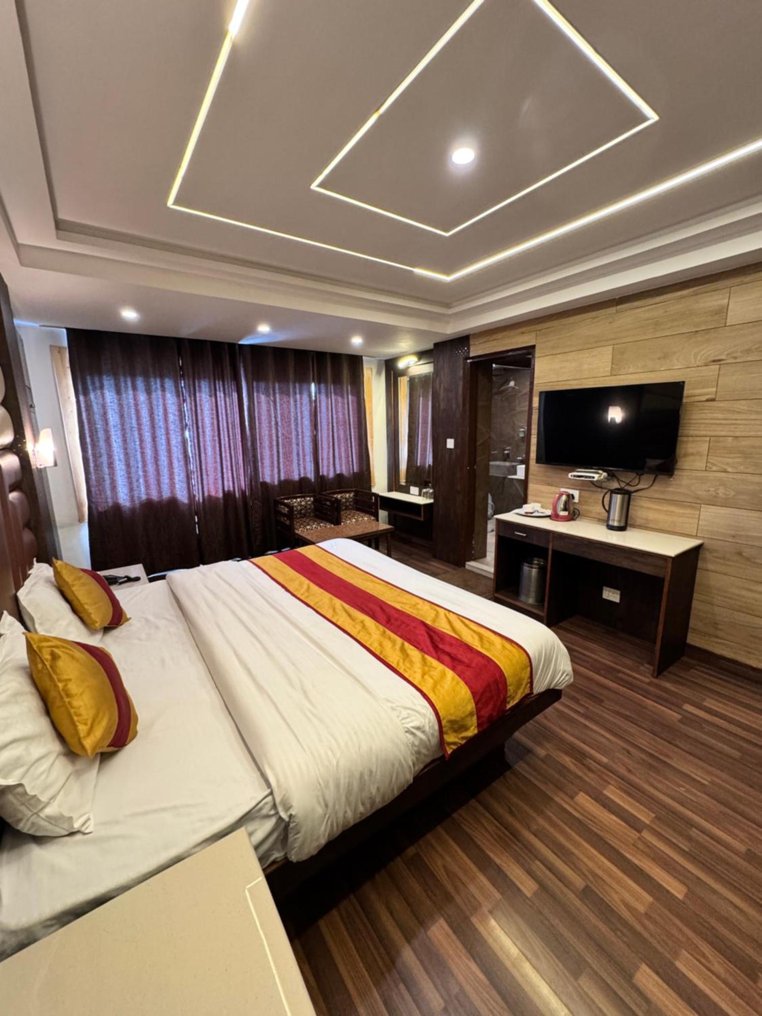Victory Hotel And Restaurant By Gs Hospitality Shimla Extérieur photo